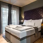 Hotel Onyx Luxury