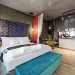 Onyx Luxury Hotel 4*