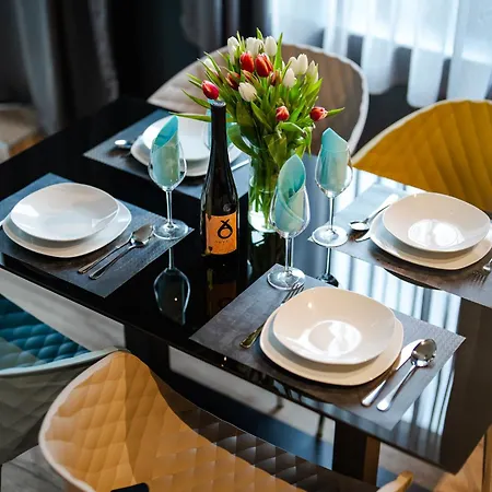 Onyx Luxury