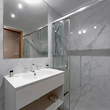 Onyx Luxury Szálloda