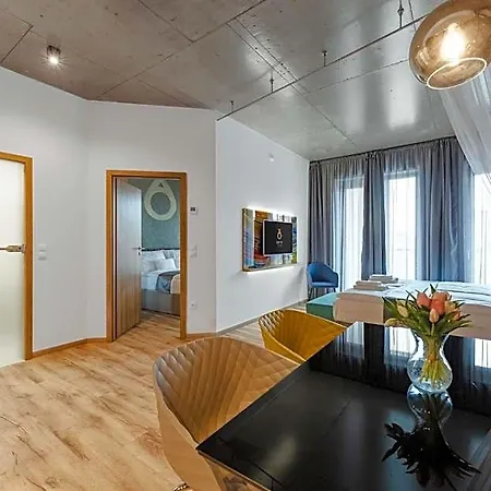 Onyx Luxury 4* Budapest