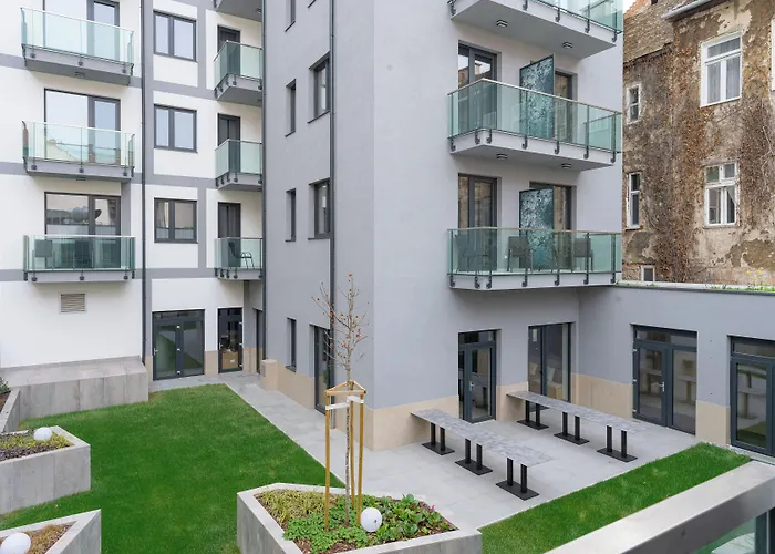 Onyx Luxury Hotel 4*