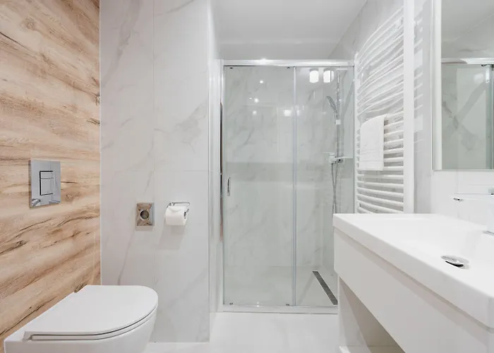 Отель Onyx Luxury 4*