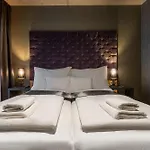 Onyx Luxury 4*