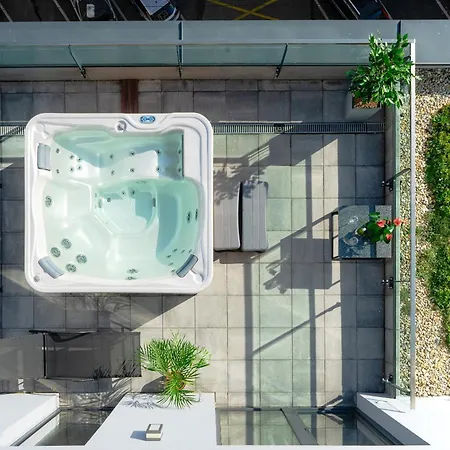 Ξενοδοχείο Onyx Luxury 4*