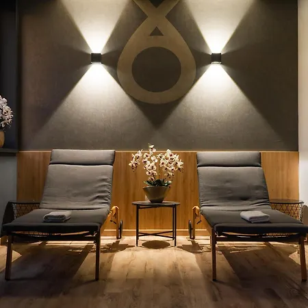 Onyx Luxury Hotel