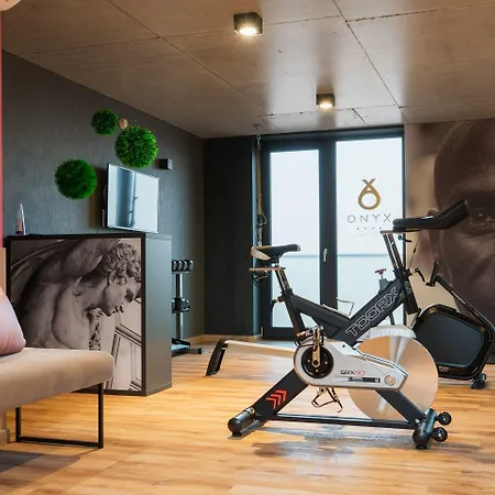 Onyx Luxury 4* Boedapest