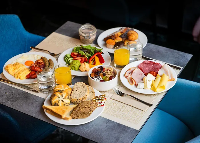 Onyx Luxury Hotel 4*