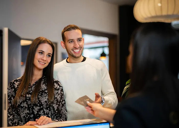 Onyx Luxury Hotell 4*